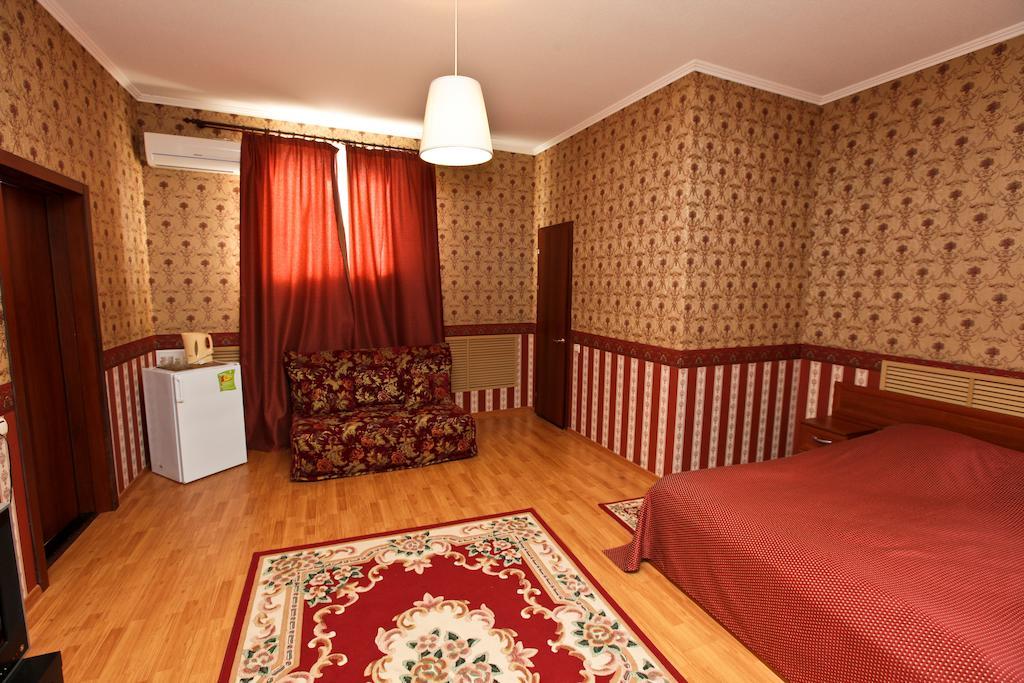 Domashny Ochag Hotel Krasnodar Quarto foto