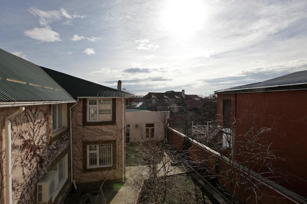 Domashny Ochag Hotel Krasnodar Exterior foto